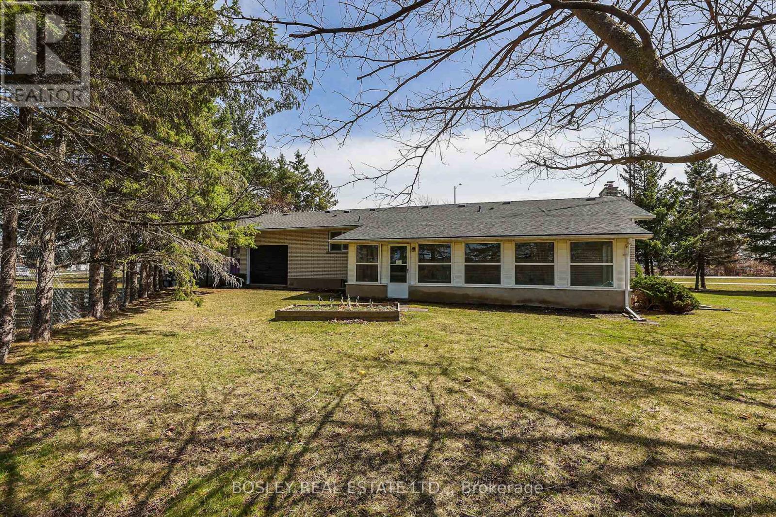 1320 Niagara Stone Road Property Photo 21