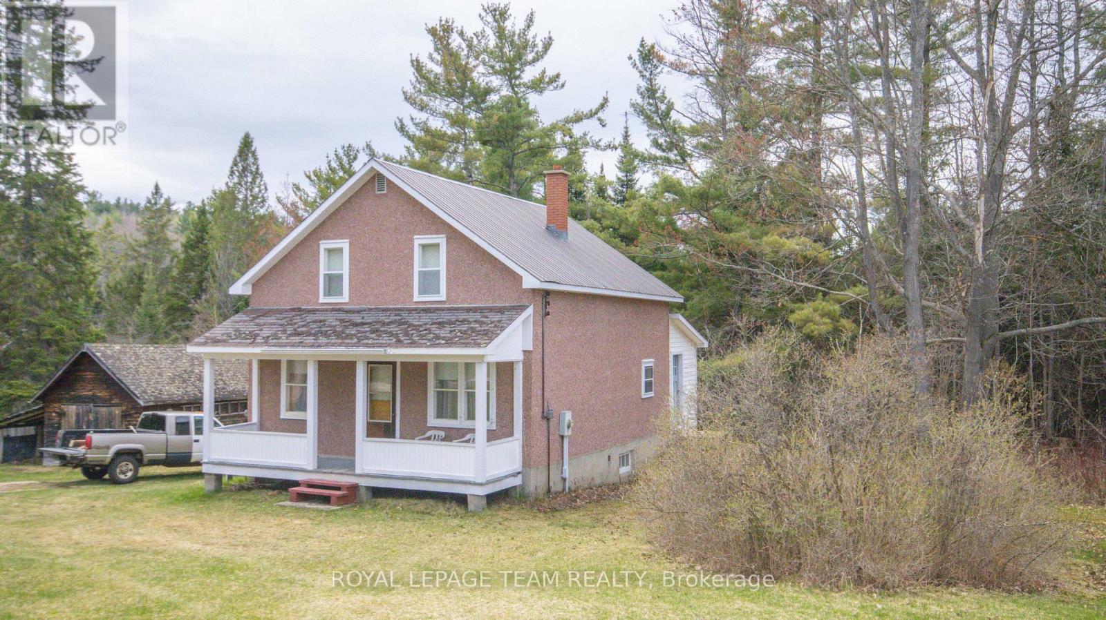 963 Wilno South Road S Property Photo 1