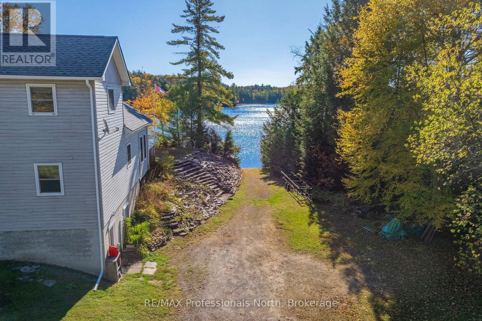 3 - 2901 Limberlost Road Property Photo 16