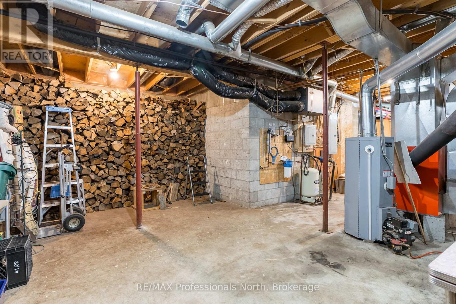 3 - 2901 Limberlost Road Property Photo 41