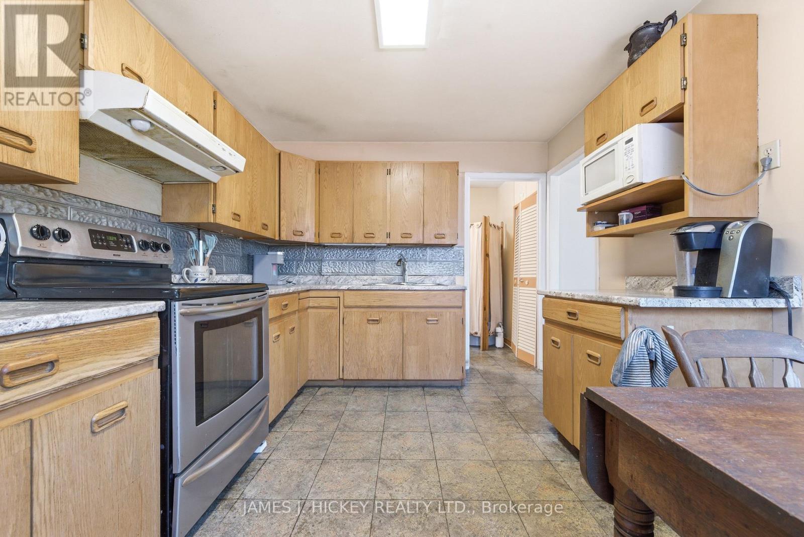 38 Beach Avenue Property Photo 10
