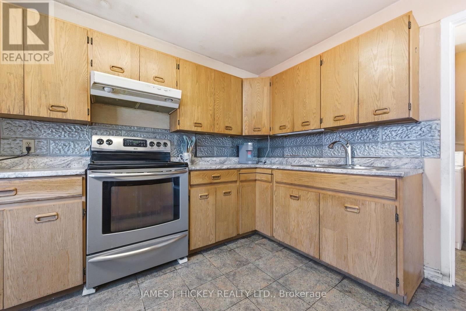 38 Beach Avenue Property Photo 11