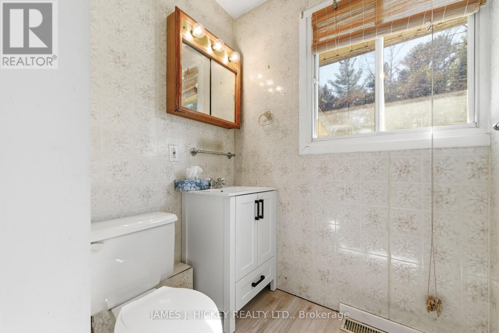 38 Beach Avenue Property Photo 25