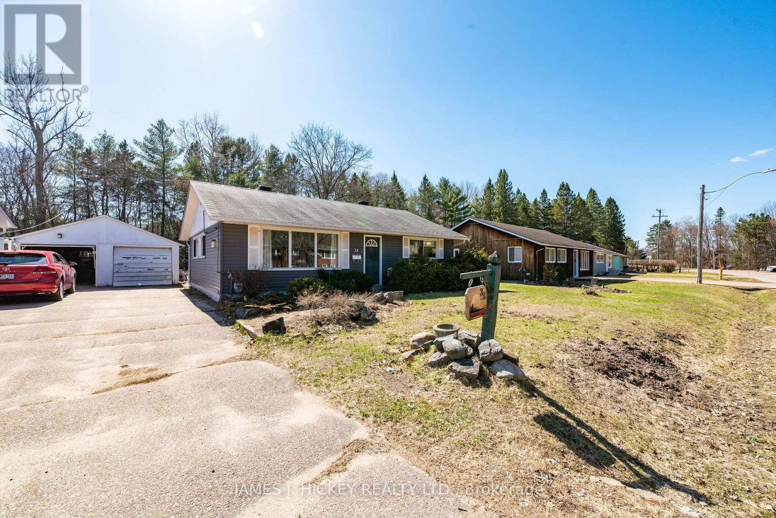 38 Beach Avenue Property Photo 33