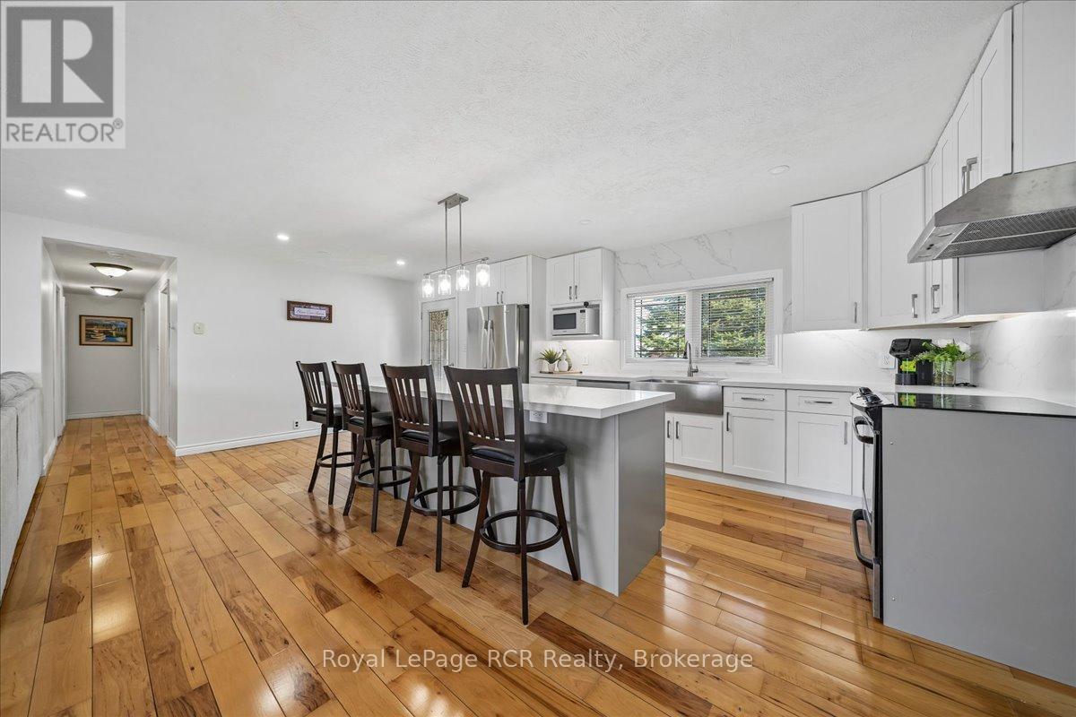 717906 6 Highway Property Photo 10