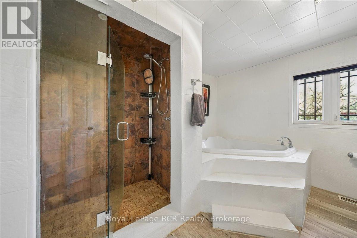 717906 6 Highway Property Photo 17