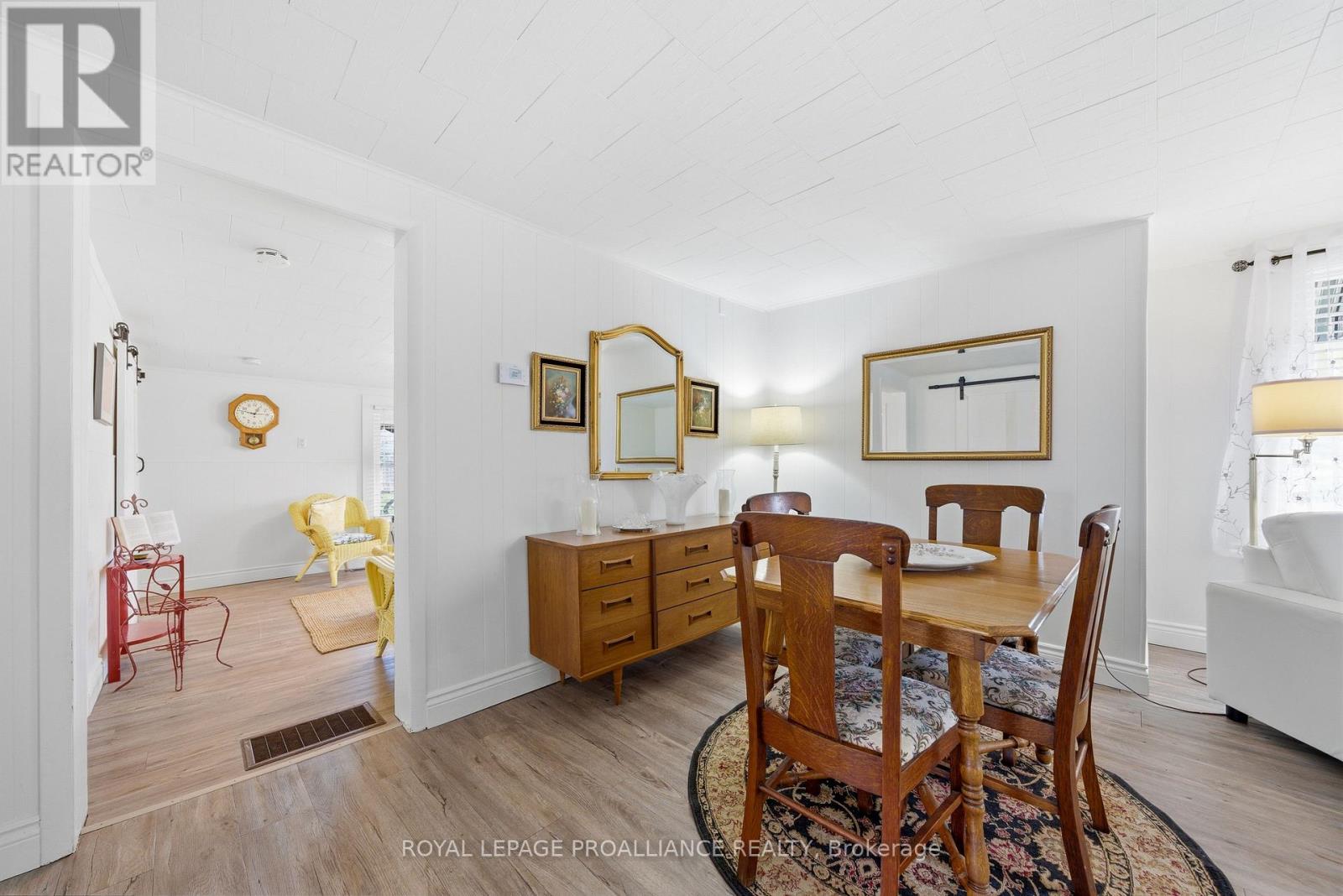 392 Picton Main Street Property Photo 7