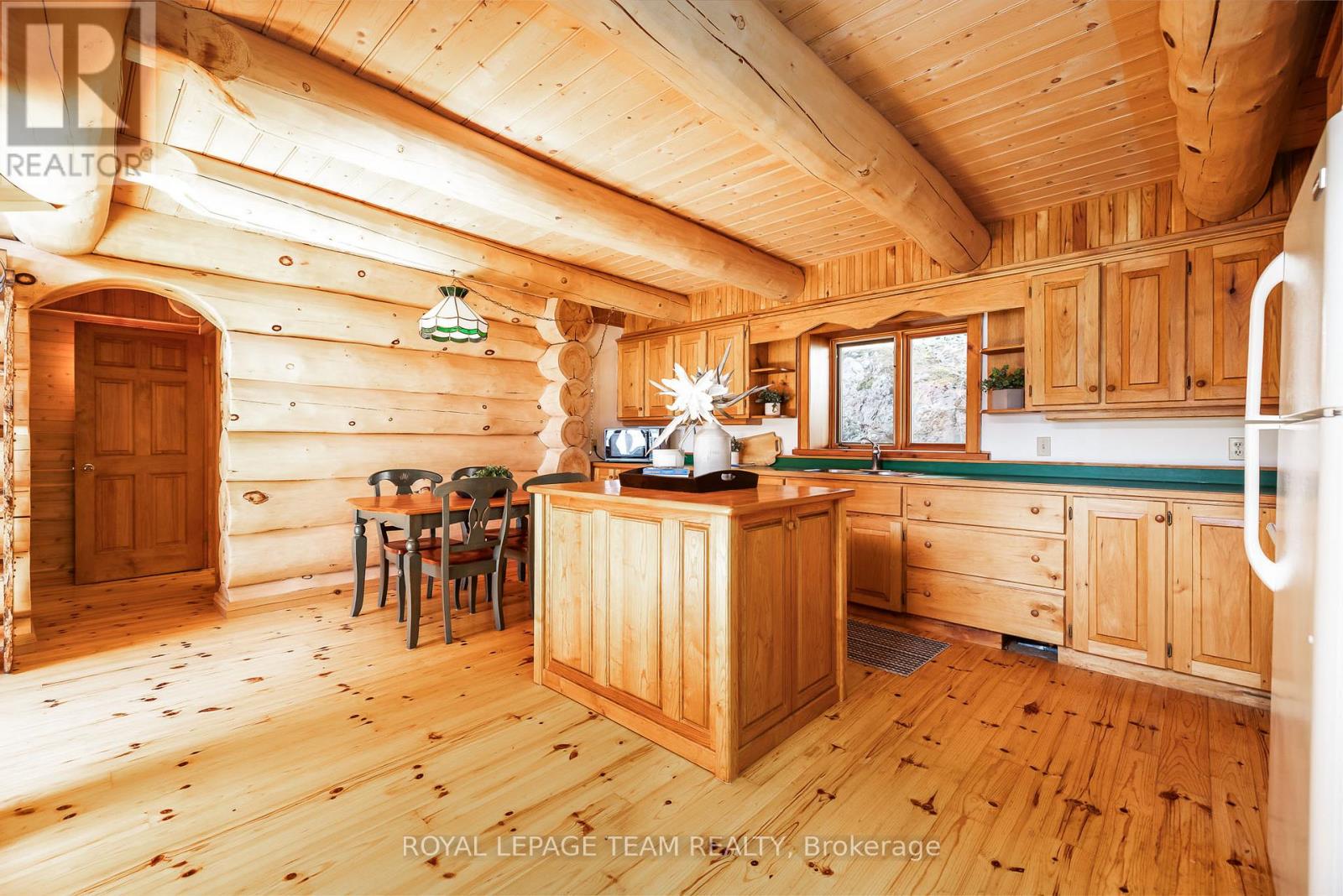 781 Big Rideau North Shore Road Property Photo 11