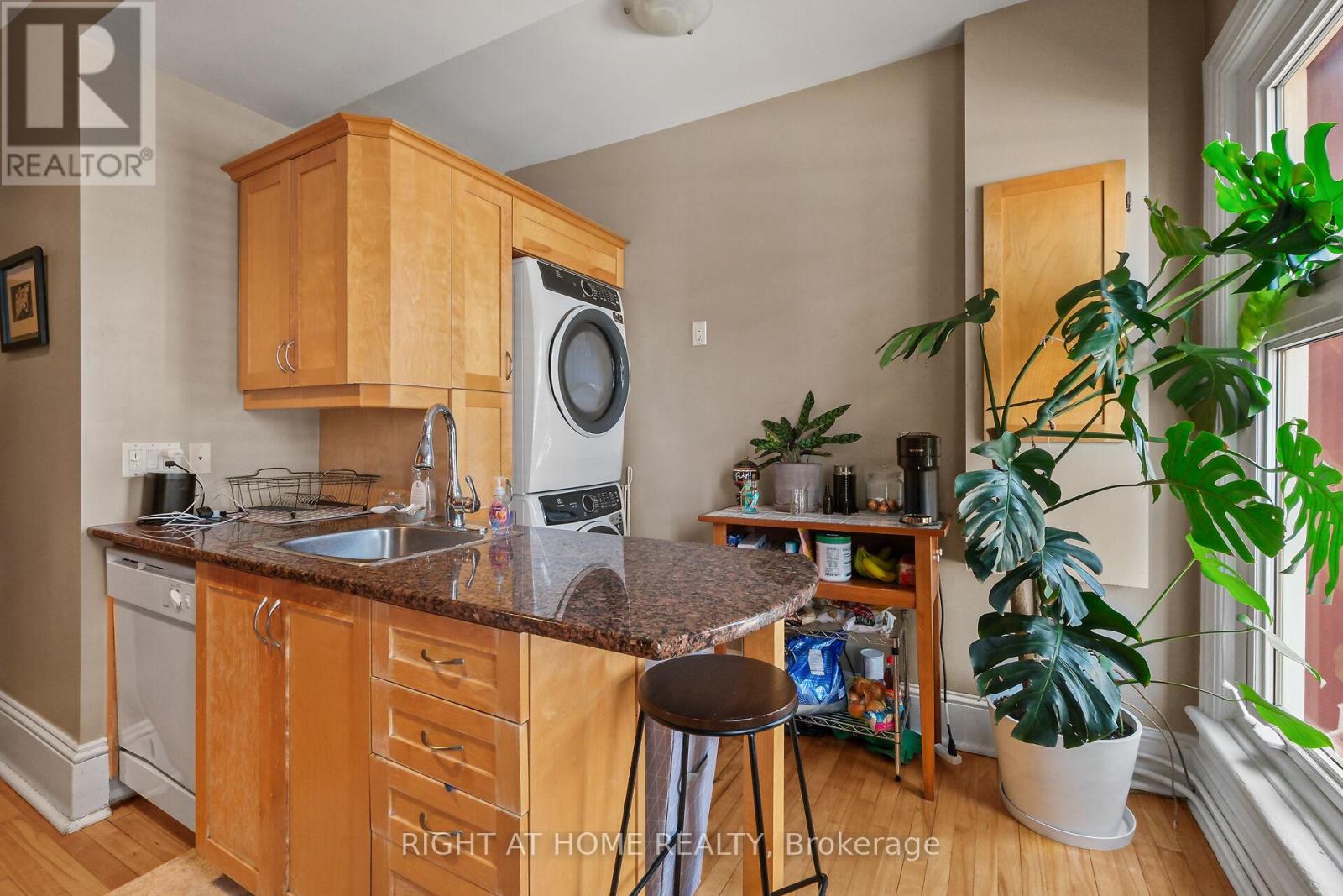 93 Gilmour Street Property Photo 8