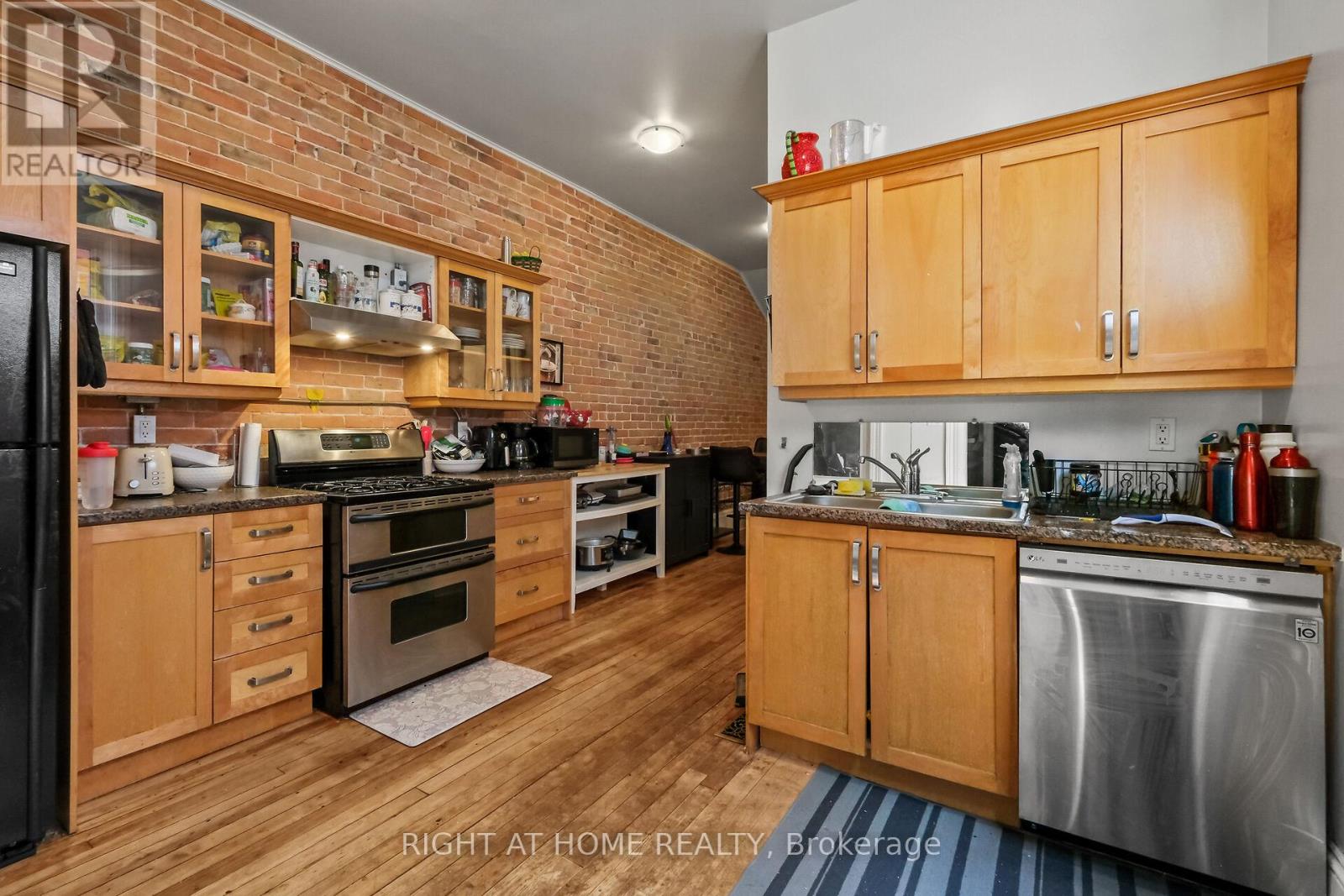 93 Gilmour Street Property Photo 33