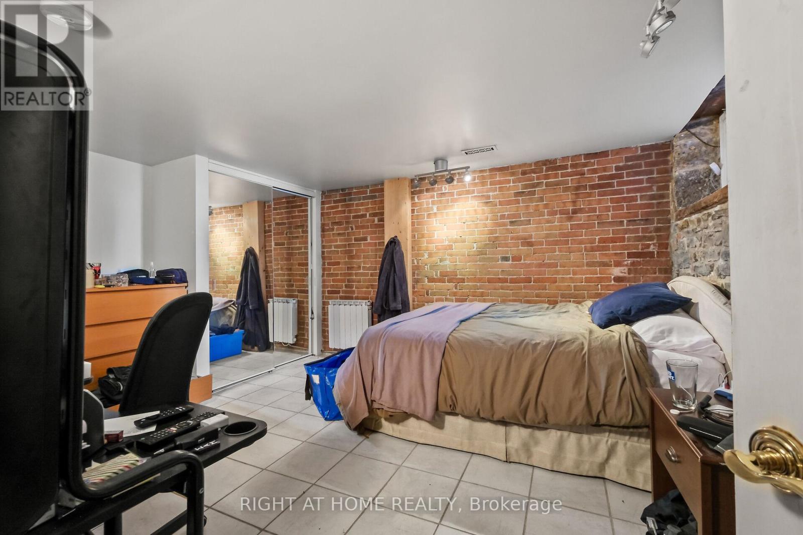 93 Gilmour Street Property Photo 46