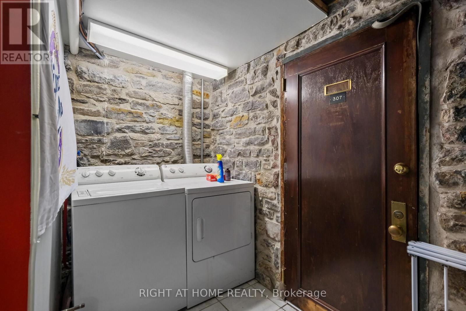 93 Gilmour Street Property Photo 49
