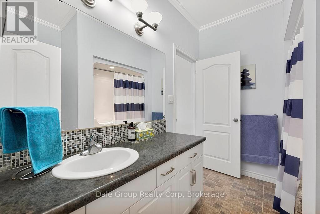 97 St Patrick Street W Property Photo 14