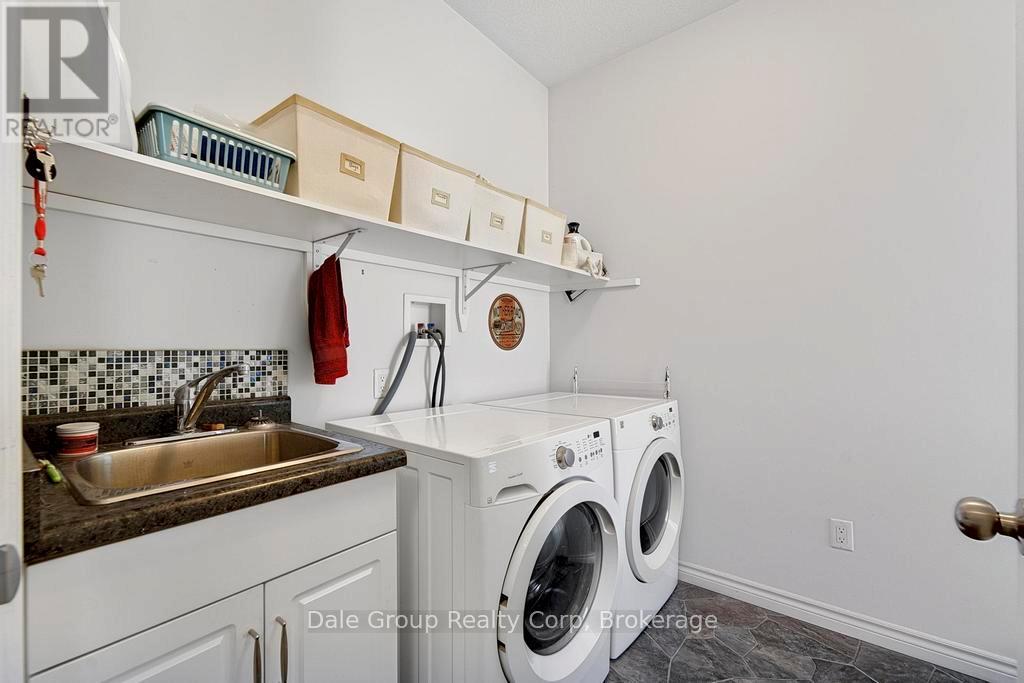 97 St Patrick Street W Property Photo 17