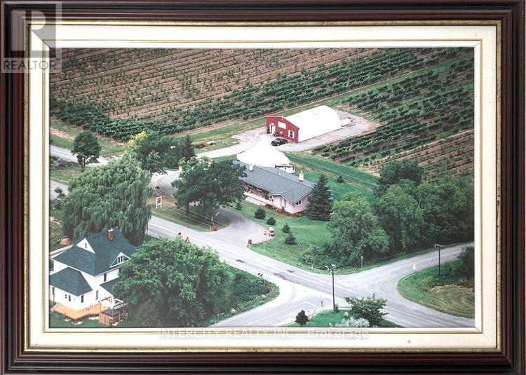 450 Queenston Road Property Photo 22