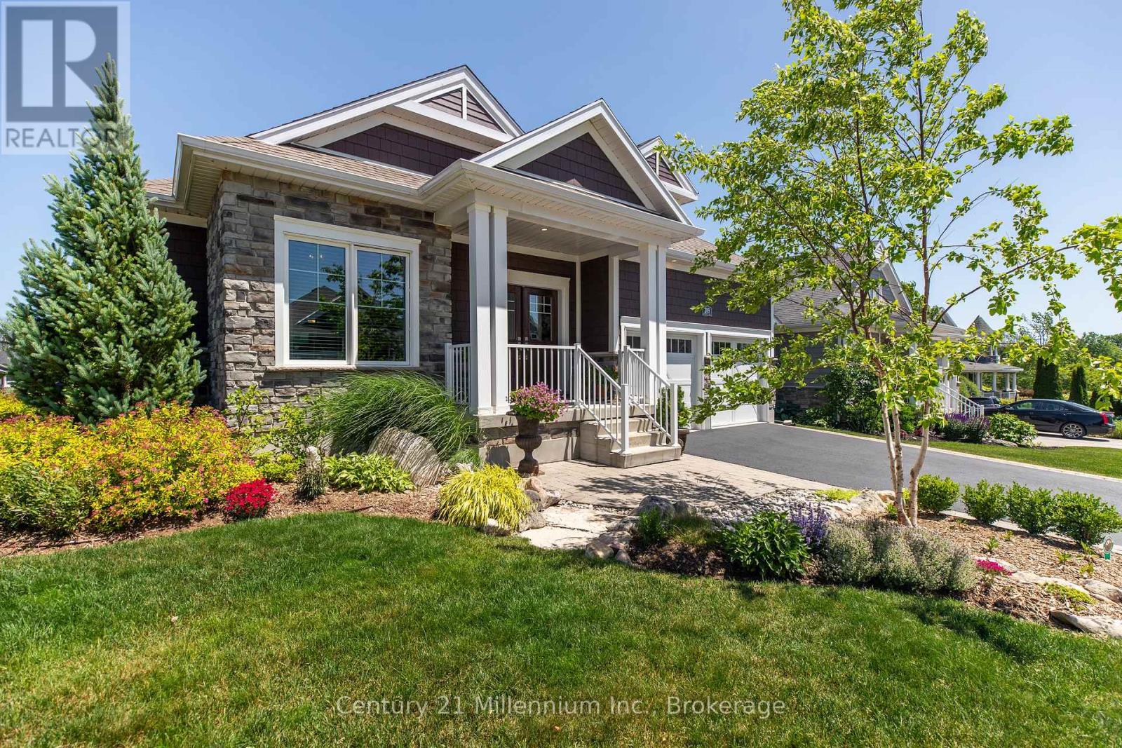 209 SNOWBERRY LANE Property Photo 1