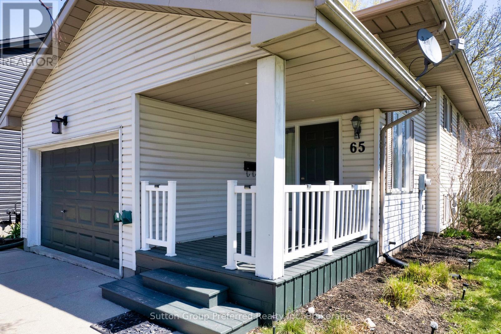 65 Hincks Street Property Photo 2