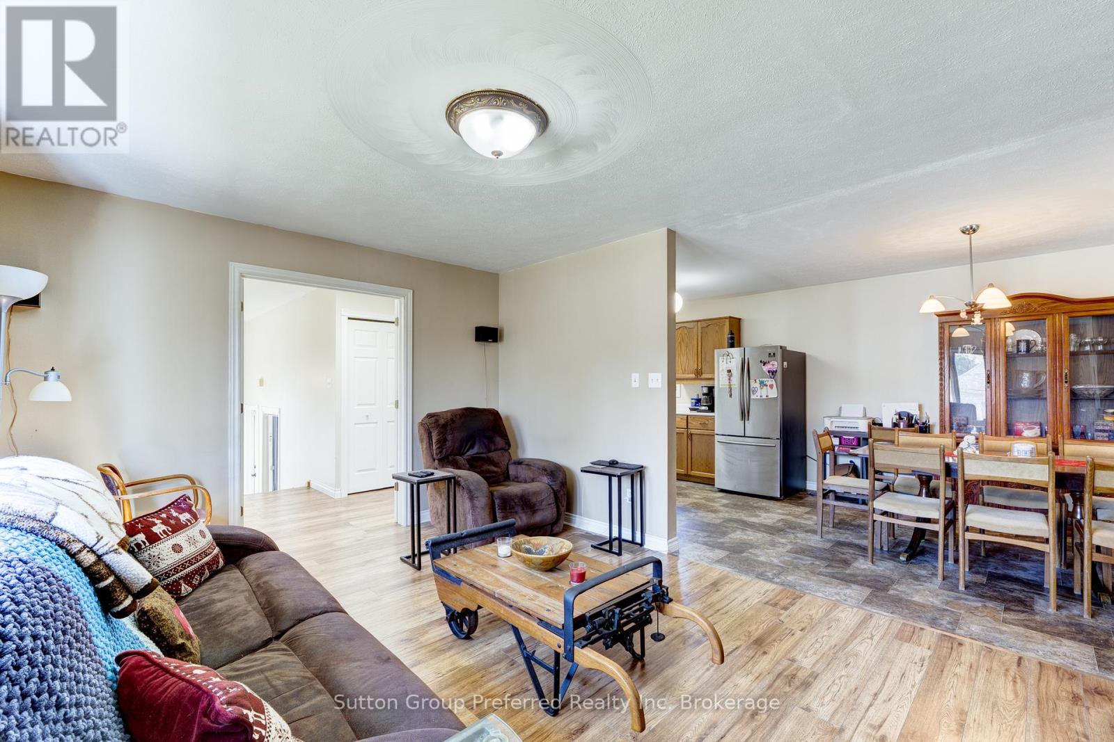 65 Hincks Street Property Photo 10