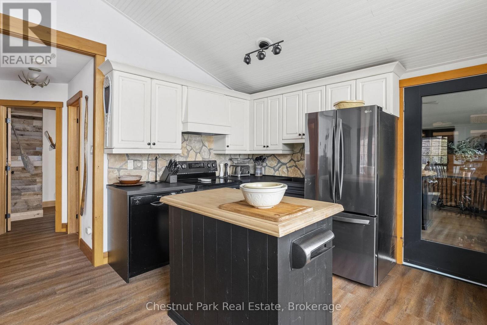 305 Salmon Lake Road Property Photo 9