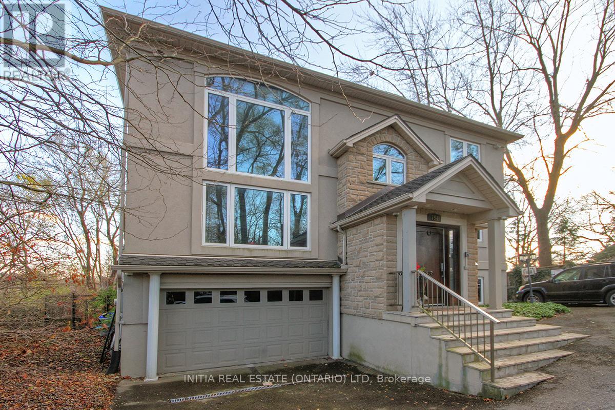 754 RIVERSIDE DRIVE Property Photo 1