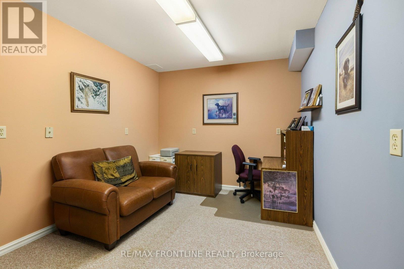 1047 Country Lane Property Photo 33