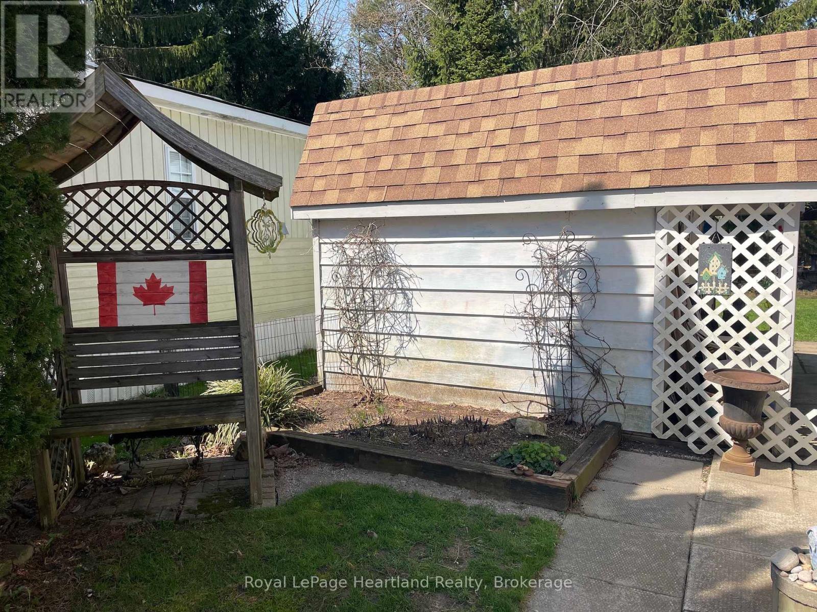 11 - 77719 Bluewater Highway Property Photo 18