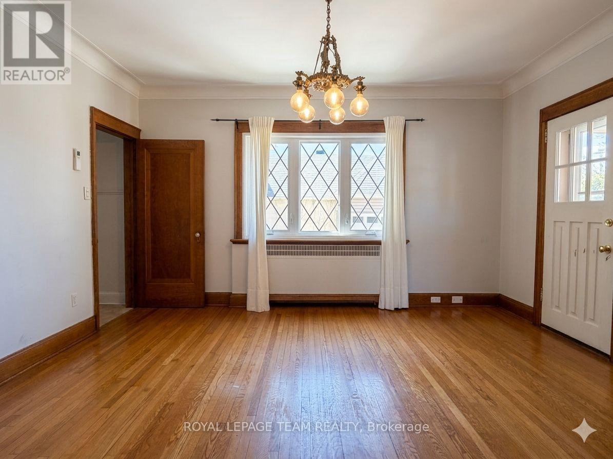 444 Parkdale Avenue Property Photo 7