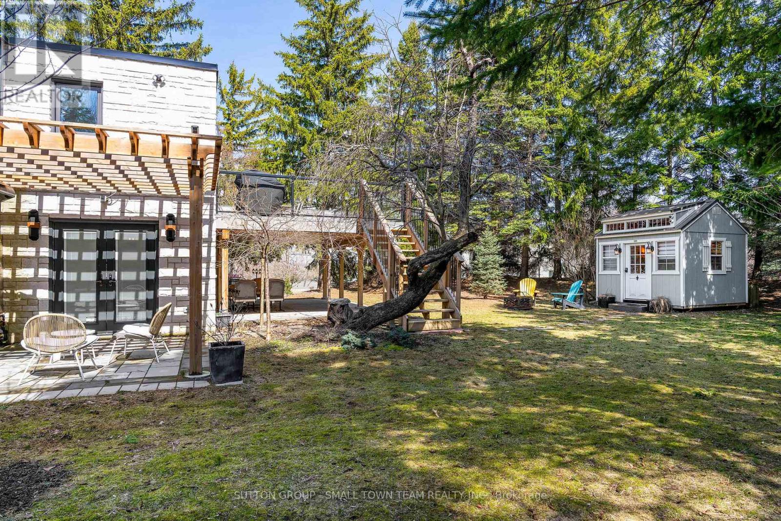 114 Lakeshore Road W Property Photo 39