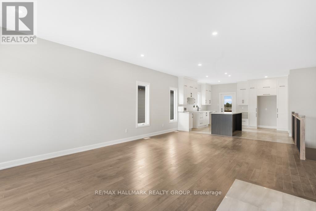 313 Zakari Street Property Photo 5