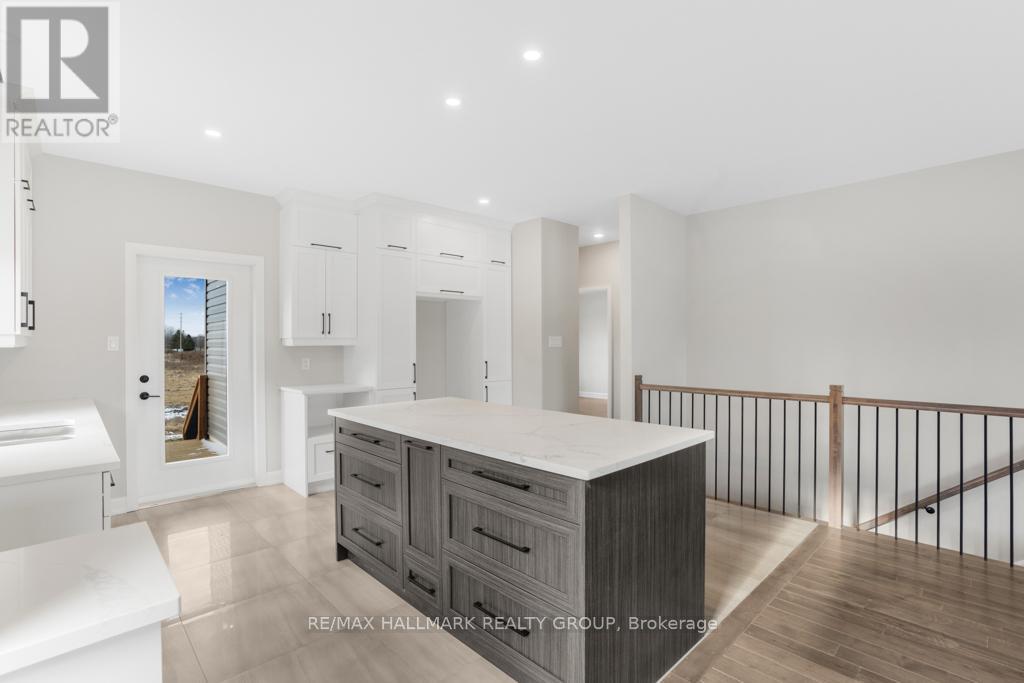 313 Zakari Street Property Photo 10