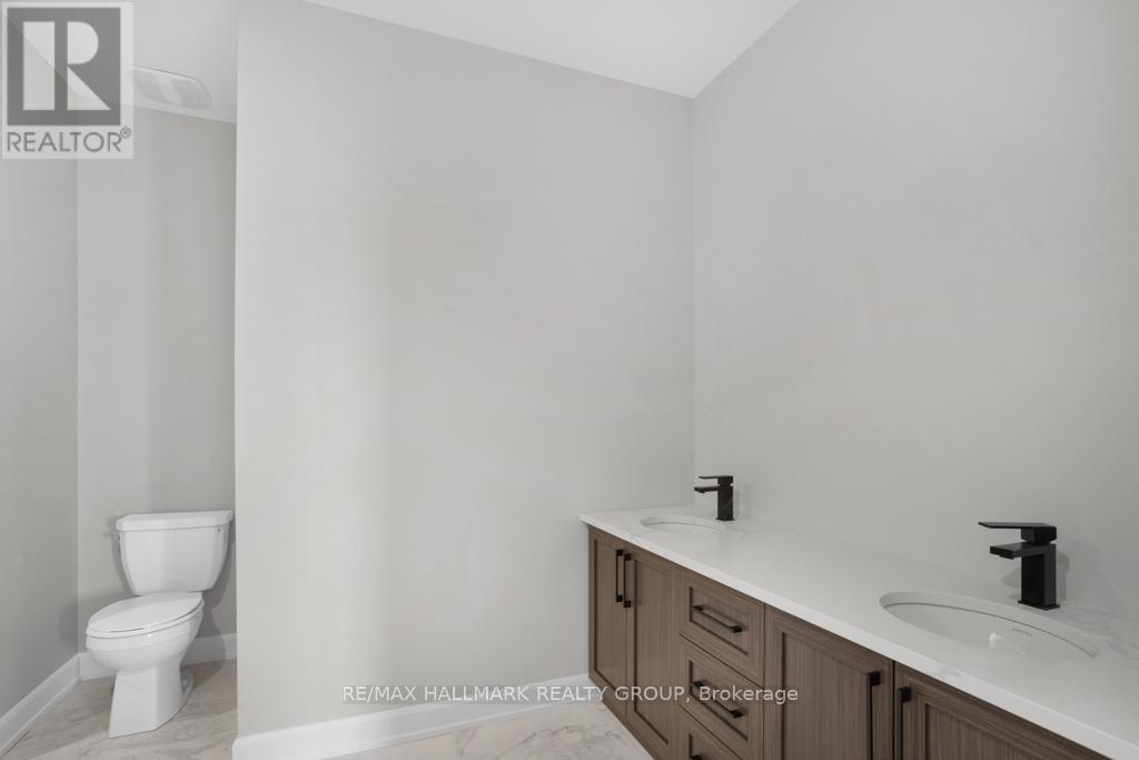 313 Zakari Street Property Photo 18