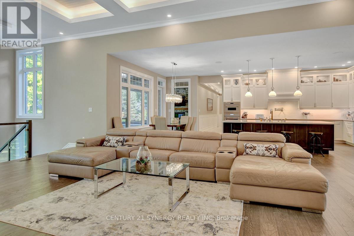 1443 Duchess Crescent Property Photo 12