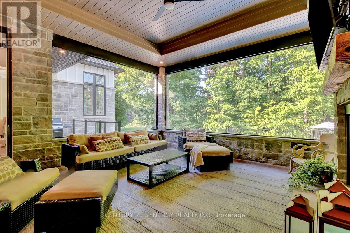 1443 Duchess Crescent Property Photo 22