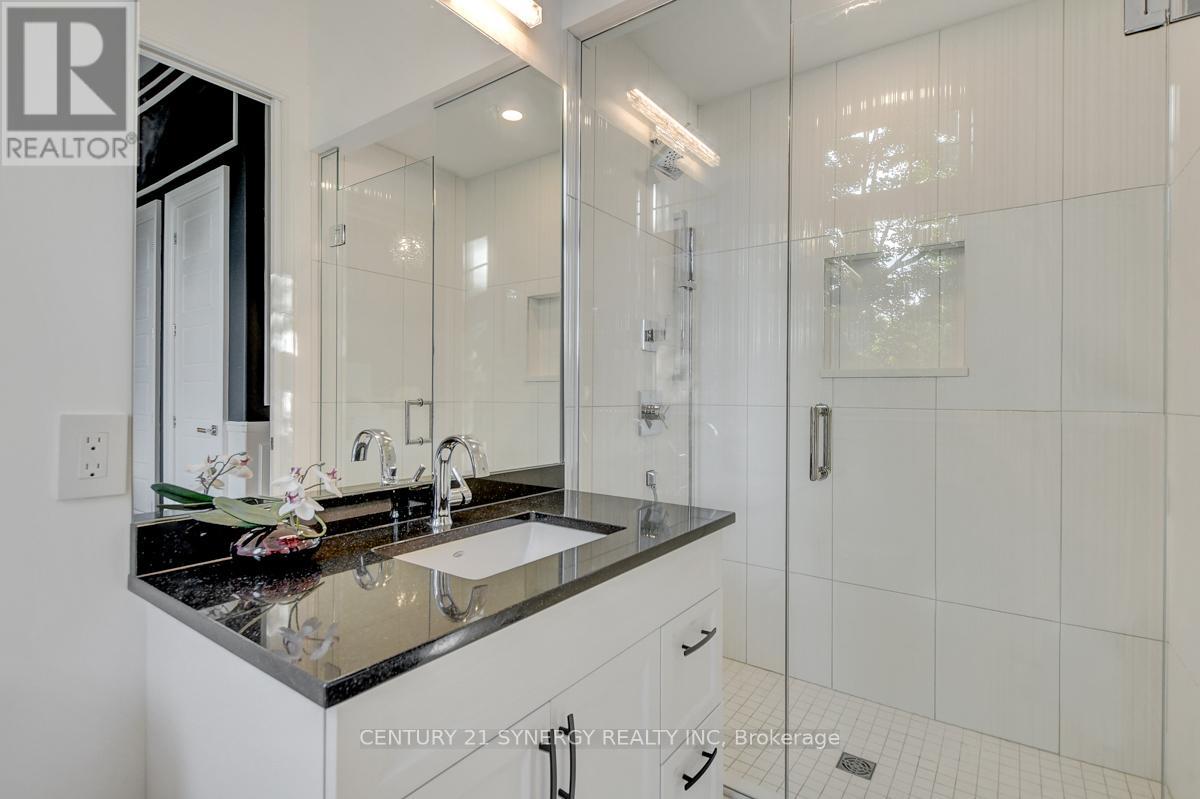 1443 Duchess Crescent Property Photo 28