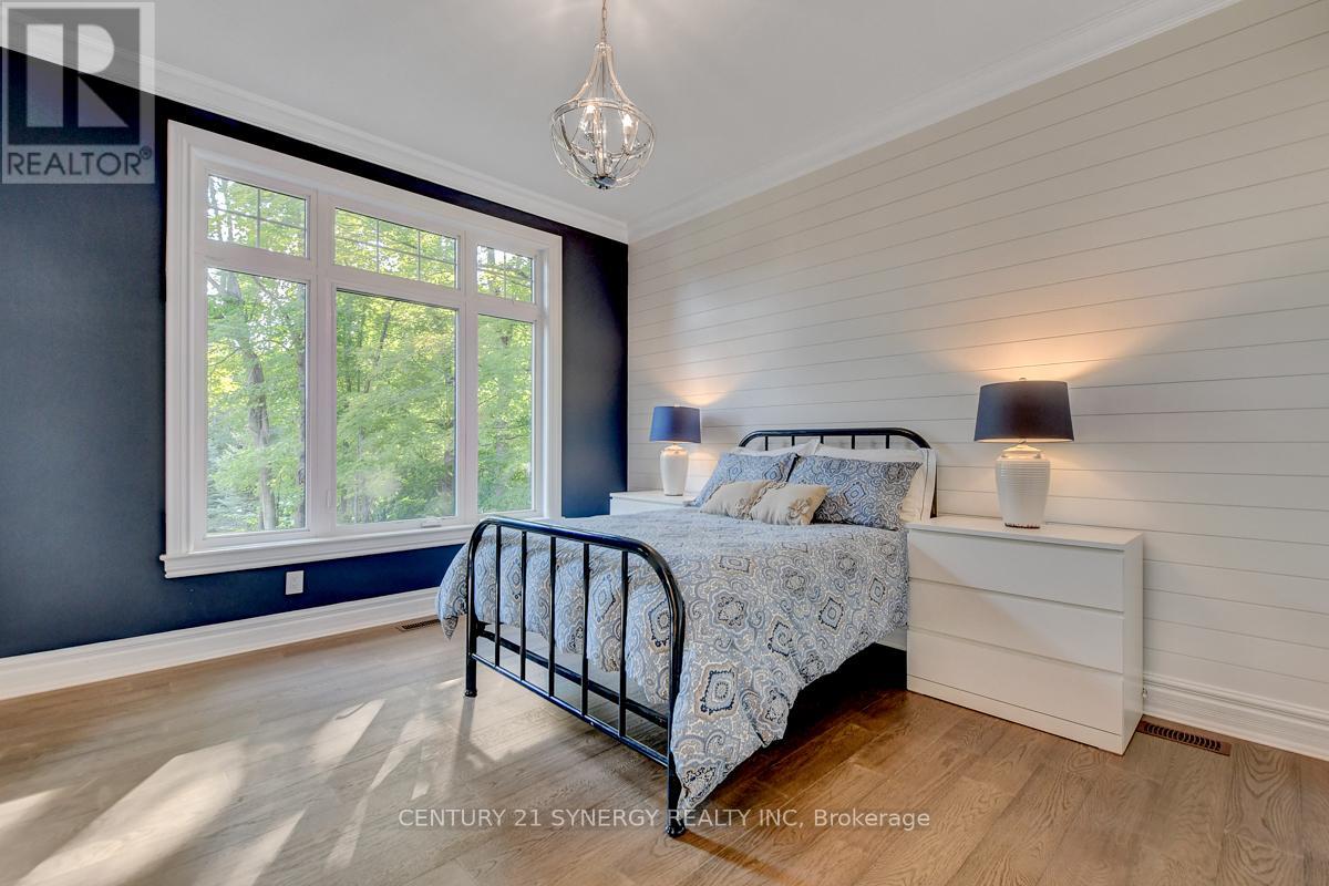 1443 Duchess Crescent Property Photo 29
