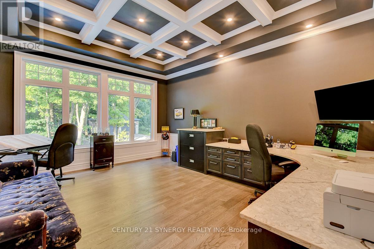 1443 Duchess Crescent Property Photo 31