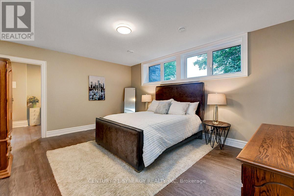 1443 Duchess Crescent Property Photo 37