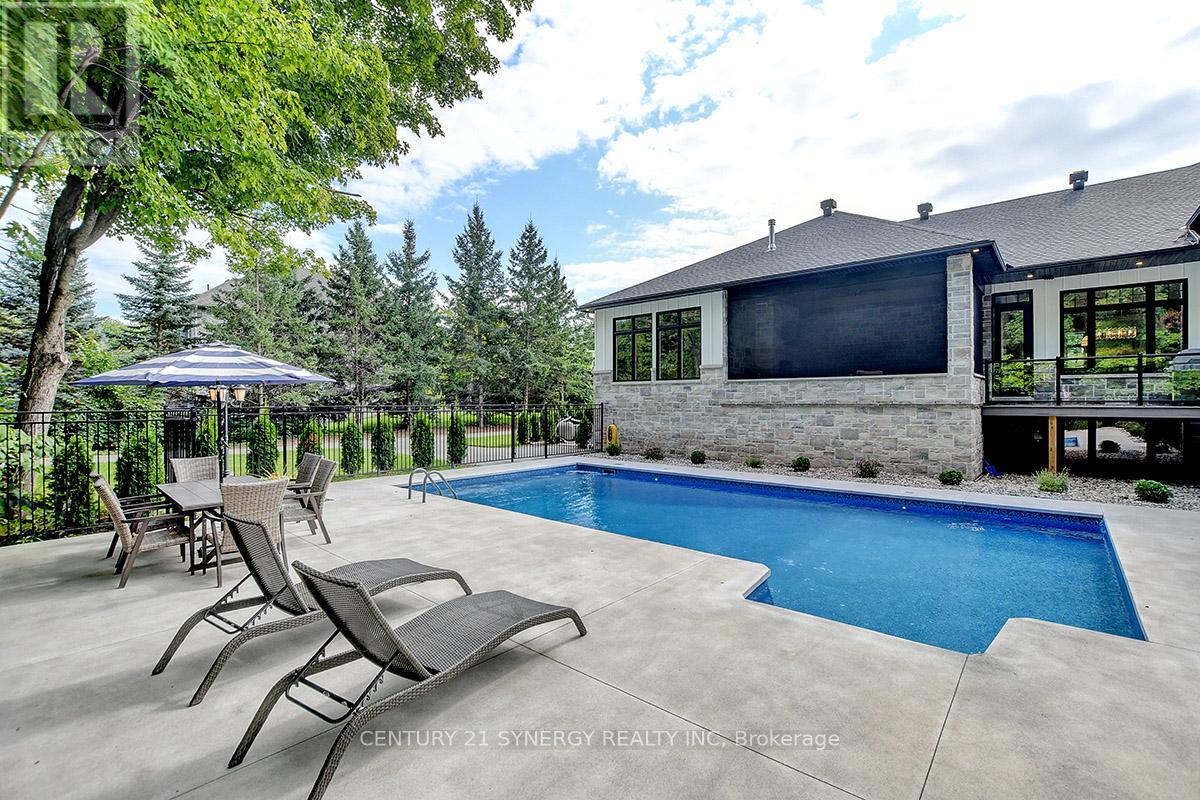 1443 Duchess Crescent Property Photo 48