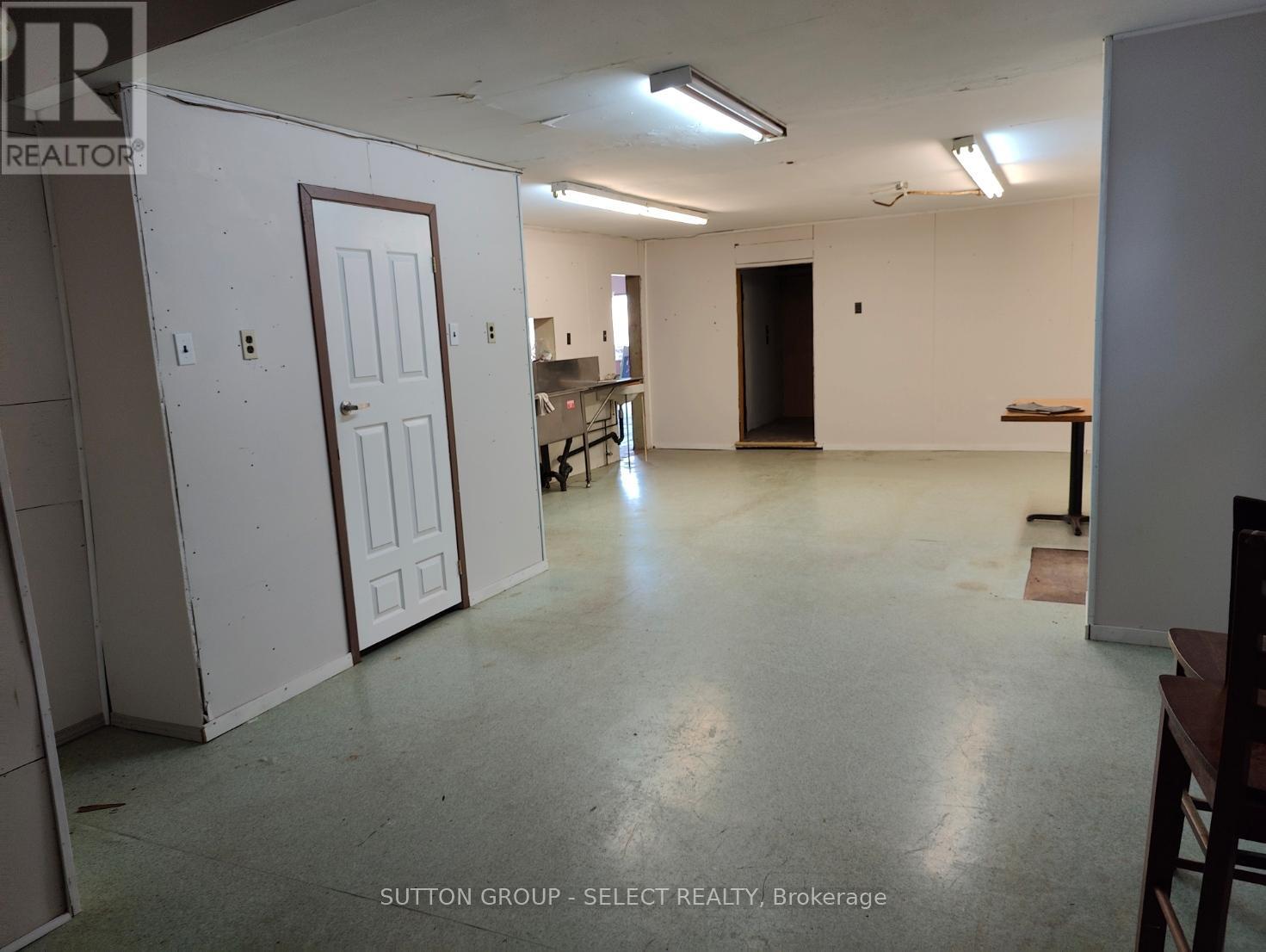 14 Clinton Street S Property Photo 10