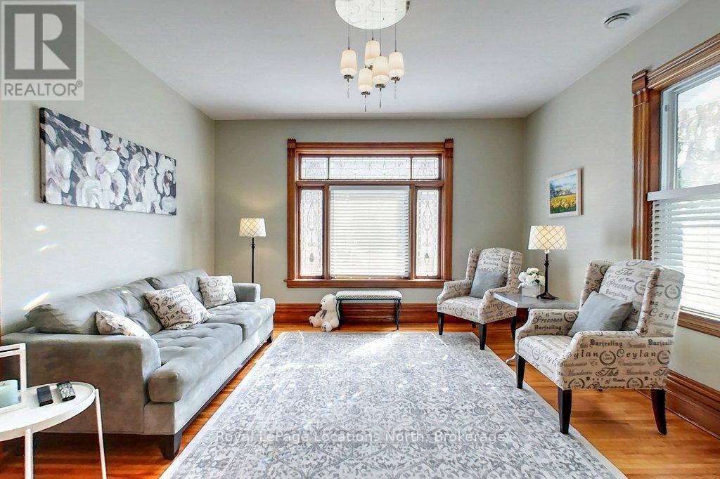 138 Bruce Street S Property Photo 14