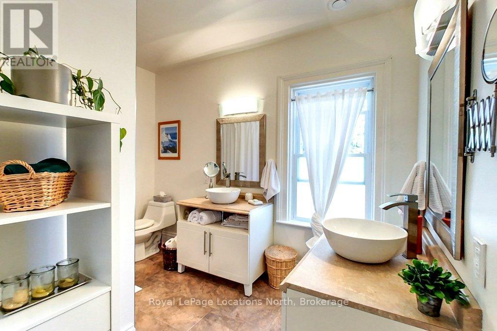 138 Bruce Street S Property Photo 28