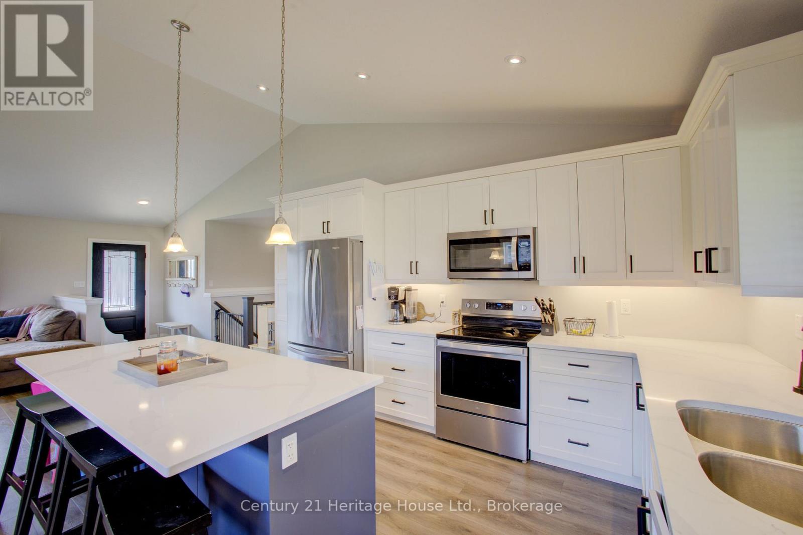 114 Jackson Street Property Photo 14