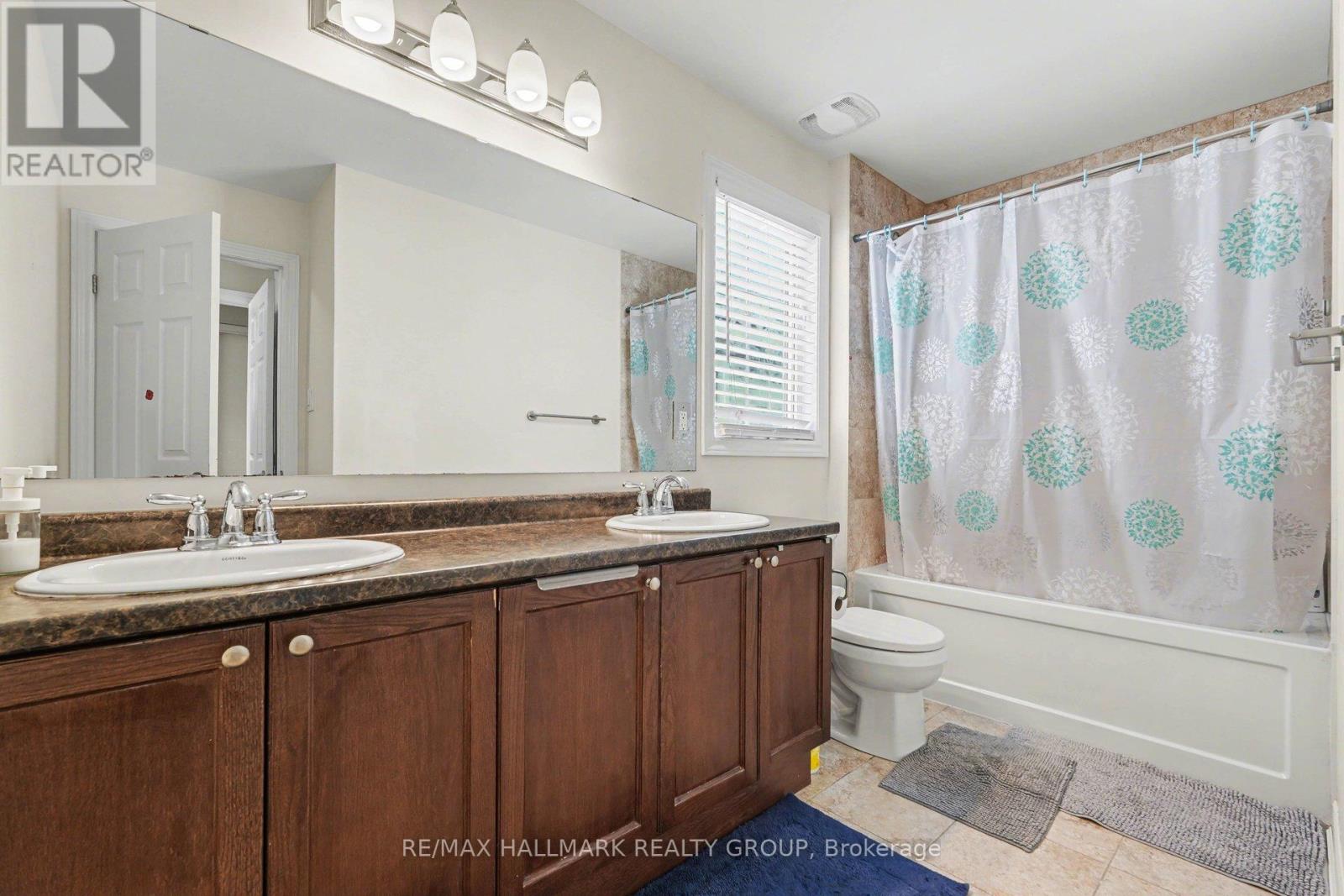 217 Bensinger Way Property Photo 15