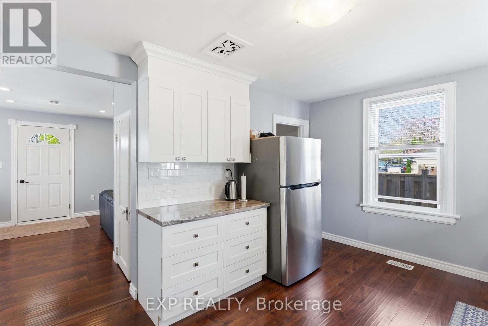 590 Scott Street Property Photo 10