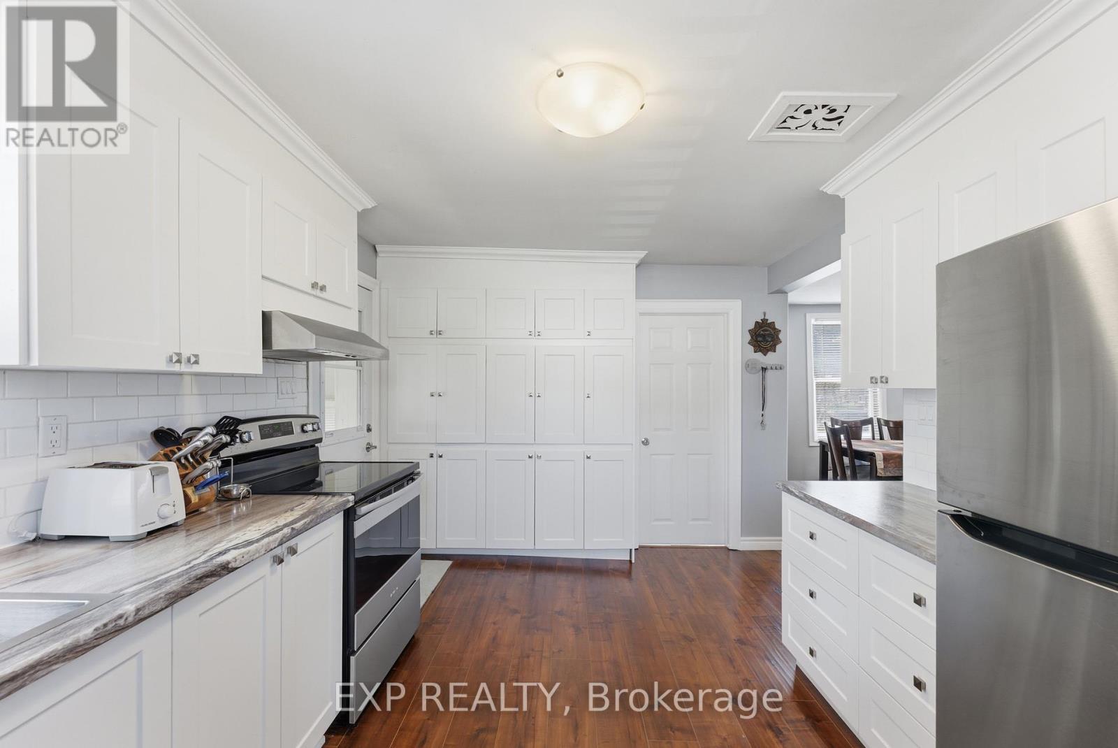 590 Scott Street Property Photo 12