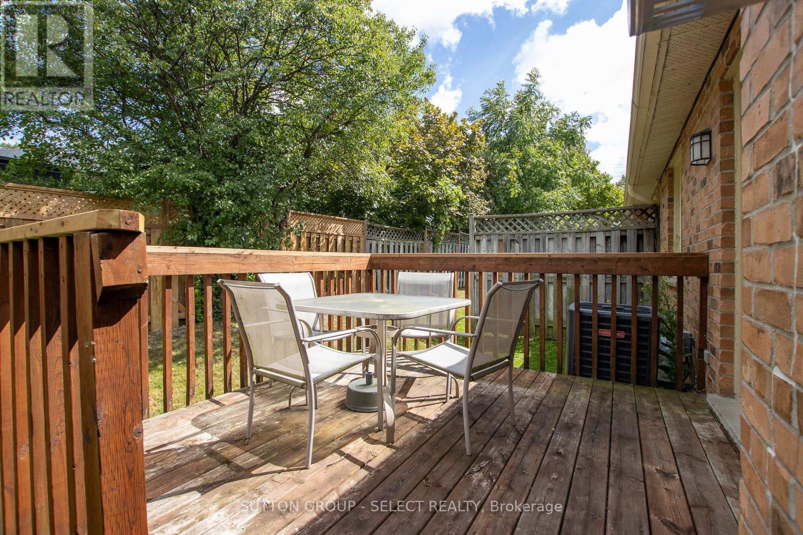 4 - 445 Riverside Drive Property Photo 33