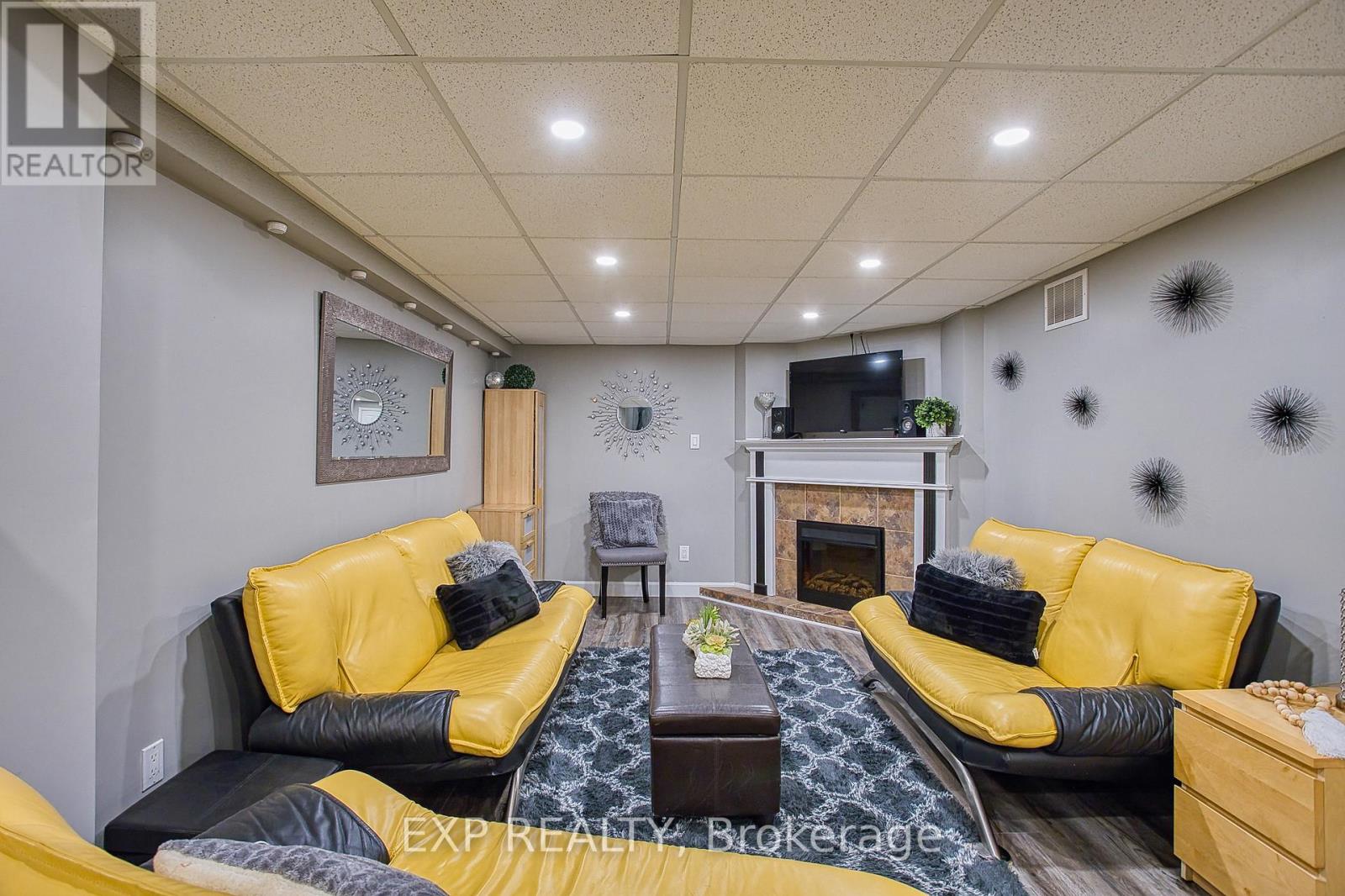 3263 Guyatt Road Property Photo 41