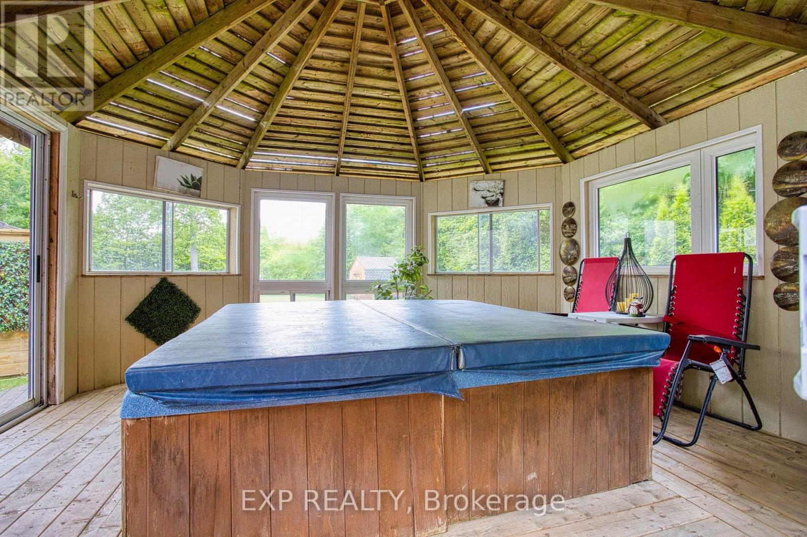 3263 Guyatt Road Property Photo 45