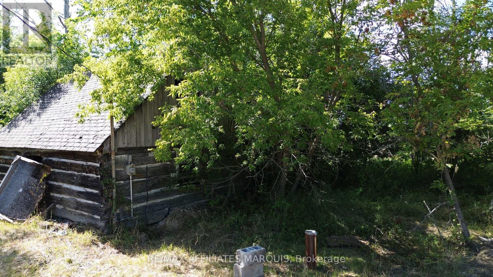433 Rosedale Road S Property Photo 1