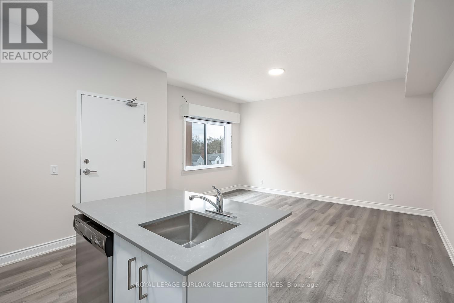 3a - 259 King Street E Property Photo 10